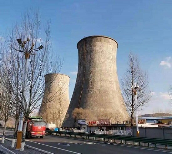 電廠冷卻塔拆除:建筑拆除與環境保護并重